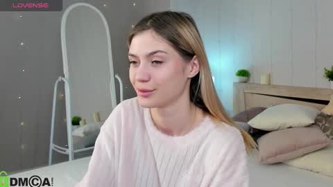 Snapshot of sandraa_anderson chatting on 11.18.25 sandraa_anderson online show from 11.18.25