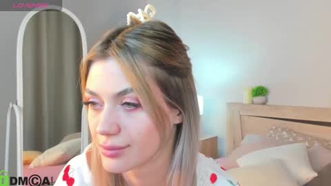 Snapshot of sandraa_anderson chatting on 12.17.25 sandraa_anderson online show from 12.17.25