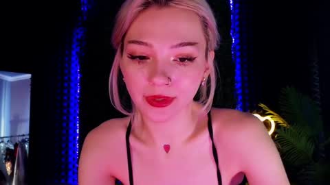 Sandy  online show from 01.15.25