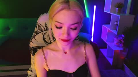 Sandy  online show from 02.02.25