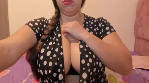 Snapshot of sandraclarkx69 chatting on 05.13.26 sandraclarkx69 online show from 05.13.26