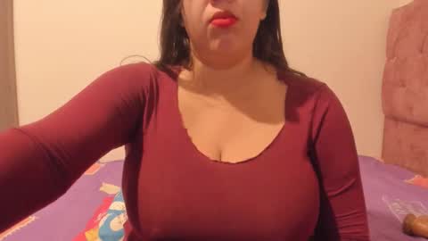 Snapshot of sandraclarkx69 chatting on 05.14.26 sandraclarkx69 online show from 05.14.26