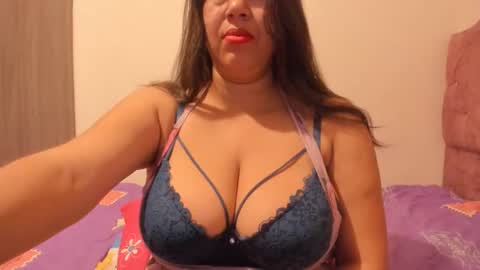 Snapshot of sandraclarkx69 chatting on 06.06.26 sandraclarkx69 online show from 06.06.26