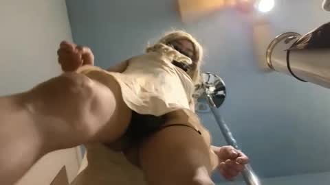 Snapshot of sandrasaa chatting on 12.22.24 Sandra online show from 12.22.24