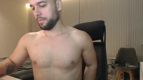 DeAlex online show from 10.22.25