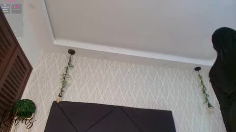 Snapshot of sandy_rivas chatting on 12.20.25 SAM online show from 12.20.25