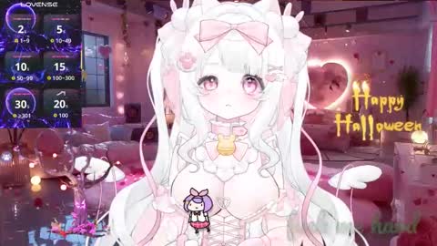 Snapshot of sandyluxury chatting on 10.11.25 Sandy online show from 10.11.25