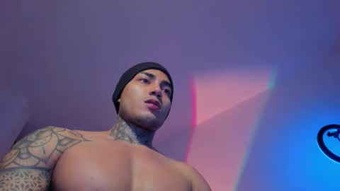 Santi Ferrer online show from 12.14.25