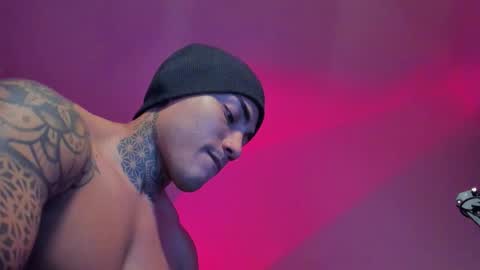 Snapshot of santi__ferrer chatting on 12.18.25 Santi Ferrer online show from 12.18.25