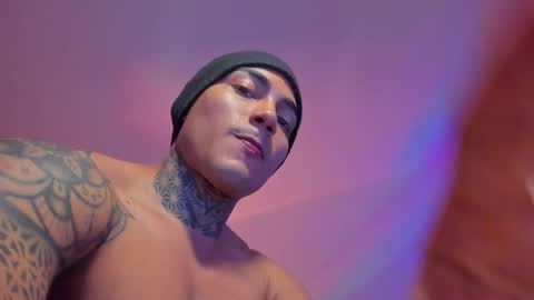 Snapshot of santi__ferrer chatting on 12.21.25 Santi Ferrer online show from 12.21.25