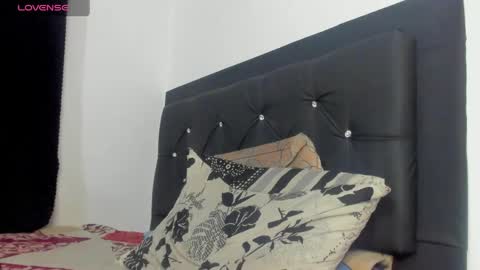 Santibrown online show from 04.30.26