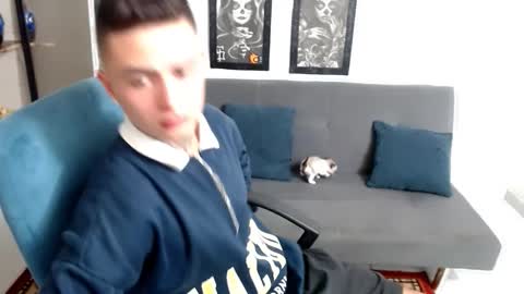 Snapshot of santi_ss chatting on 11.06.25 santi_ss online show from 11.06.25