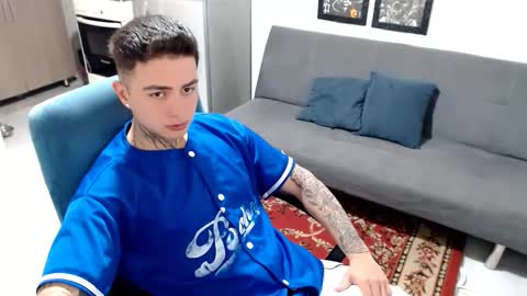 Snapshot of santi_ss chatting on 01.06.26 santi_ss online show from 01.06.26