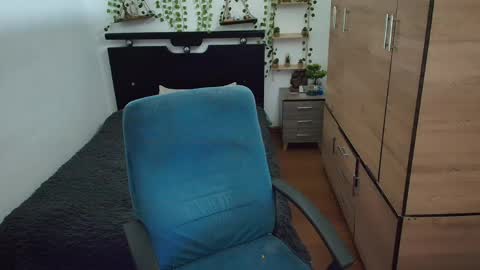 Snapshot of santi_ss chatting on 05.13.26 santi_ss online show from 05.13.26