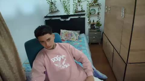 santi_ss online show from 07.08.26
