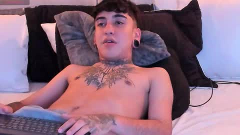 SantiAbader online show from 12.05.25