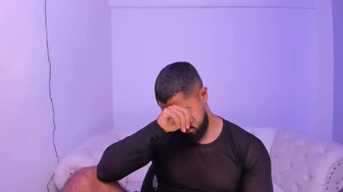 santiago_huntt online show from 01.20.25