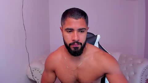 santiago_huntt online show from 02.17.25
