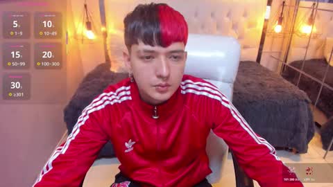 SANTIAGO  online show from 03.27.26