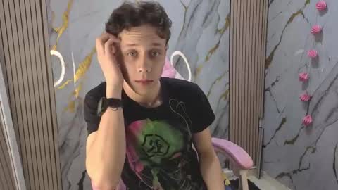 Julius Novachrono  online show from 03.16.26