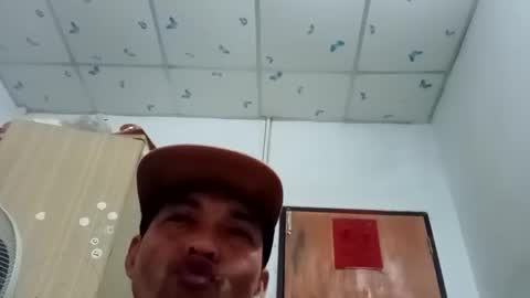 Snapshot of santichai561323 chatting on 02.06.25 santichai561323 online show from 02.06.25