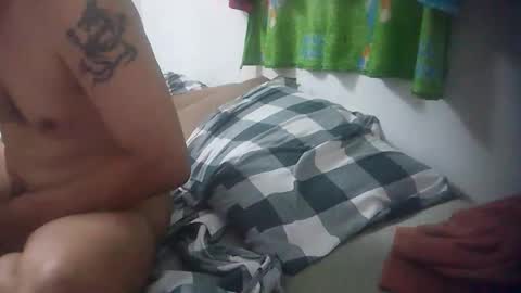 Snapshot of santichai561323 chatting on 11.29.25 santichai561323 online show from 11.29.25