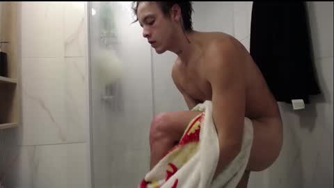 Santii online show from 11.15.25