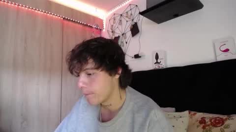 Snapshot of santii_rose chatting on 02.21.26 Santii online show from 02.21.26