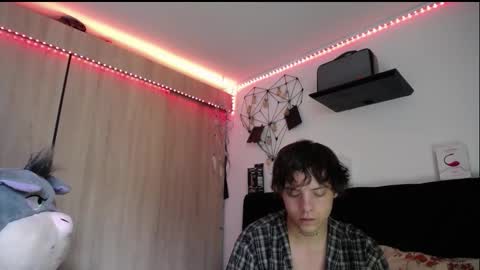 Snapshot of santii_rose chatting on 02.25.26 Santii online show from 02.25.26