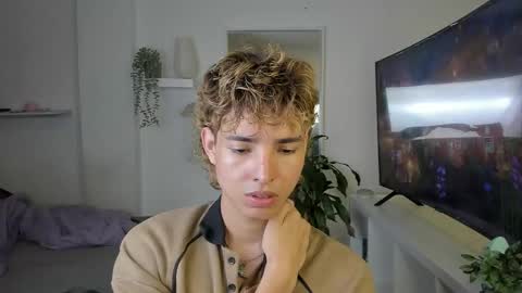 kitty online show from 11.09.25