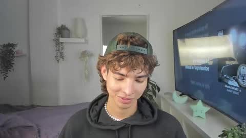 kitty online show from 12.05.25