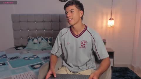 santy_stump online show from 11.13.25