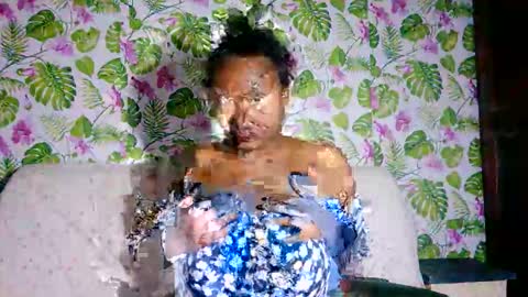 Snapshot of sanyah513 chatting on 05.26.26 sanya online show from 05.26.26