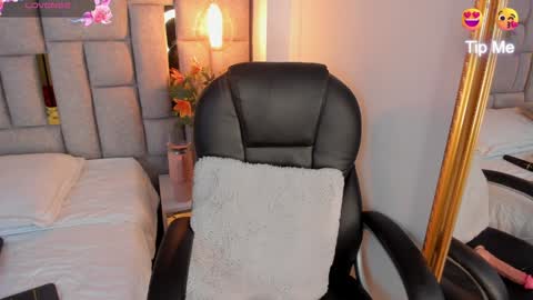 Saori  online show from 01.17.25