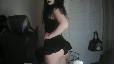 Snapshot of saphirerose1 chatting on 10.03.25 Sapphire online show from 10.03.25