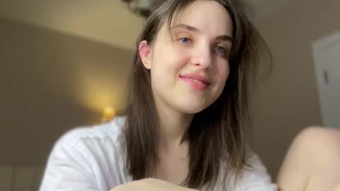 Snapshot of saphirree chatting on 02.26.26 Anny online show from 02.26.26