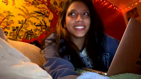 sapphire online show from 11.29.25