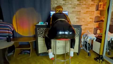 sara  foxy online show from 04.13.26