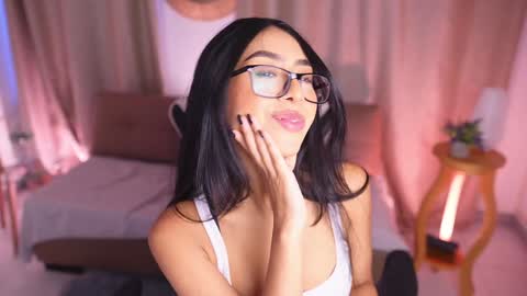 Sara  online show from 01.25.25