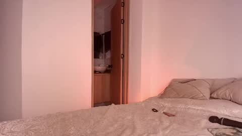 Sara  online show from 05.26.26