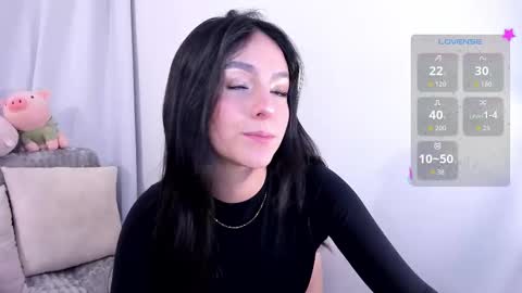 Snapshot of sara_alvarez_ chatting on 02.03.26 Sara online show from 02.03.26