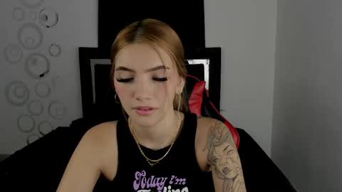 Sara and Alexis online show from 10.21.25