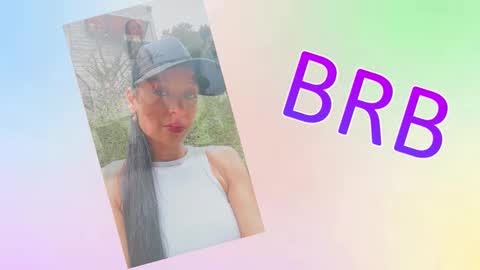 Snapshot of sara_carmona chatting on 01.10.26 SARA online show from 01.10.26