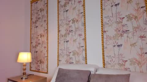 Sara online show from 10.24.25