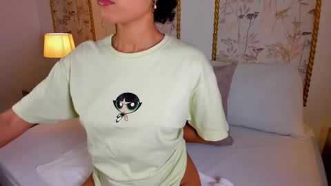 Sara online show from 11.21.25