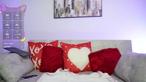 Snapshot of sara_charmy chatting on 10.27.25 online show from 10.27.25