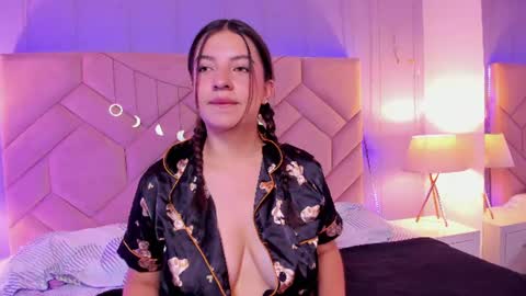Sara  online show from 06.25.26