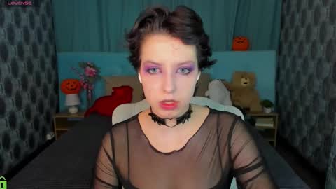 Sarah online show from 10.30.25