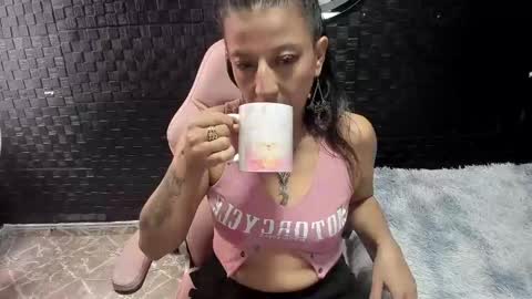 no limits sarah online show from 10.21.25