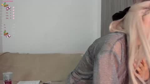 Sara  new account  give me thomb up  Follow me   help me reach 15k followers again   online show from 01.25.25